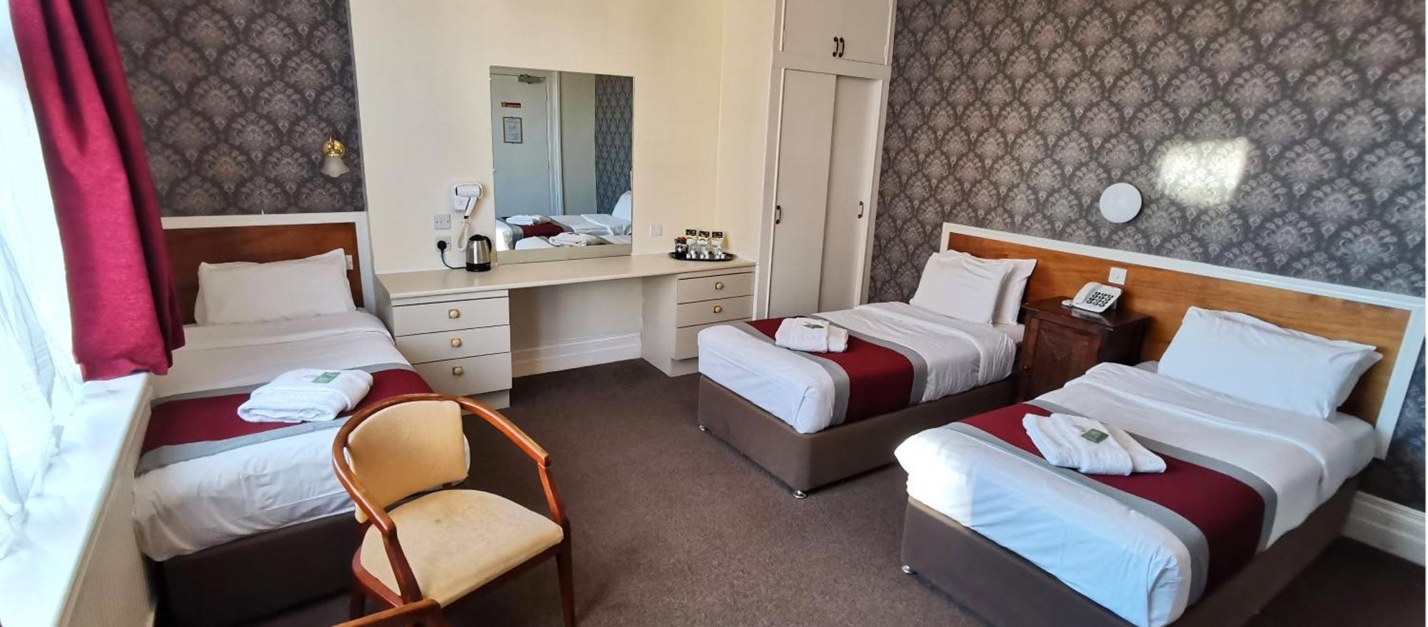 Russell Hotel Роял Тънбридж Уелс Екстериор снимка