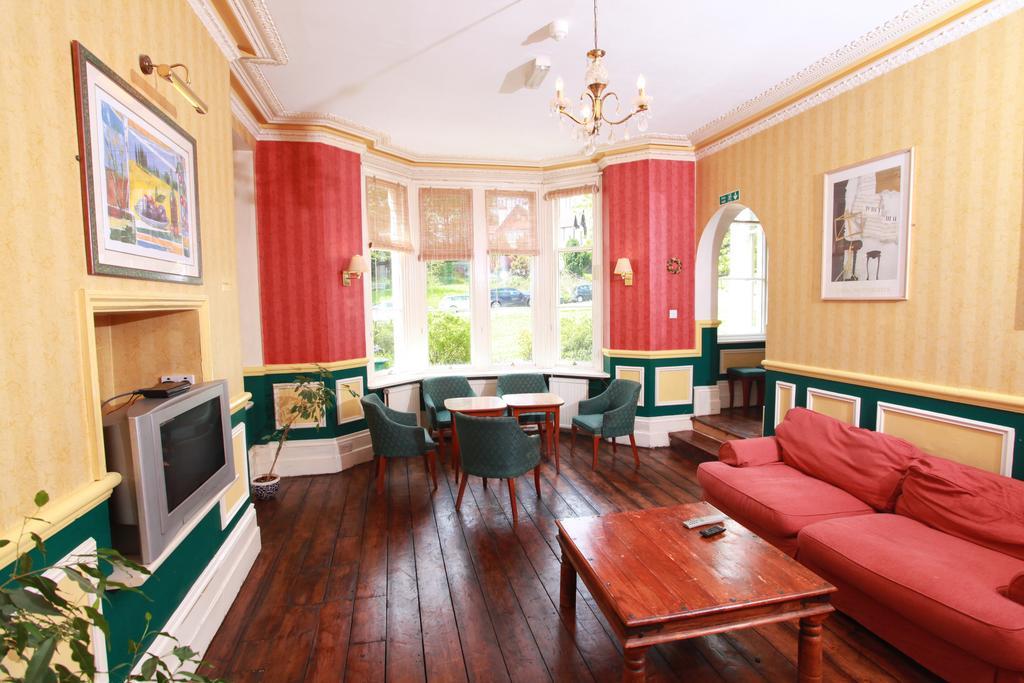 Russell Hotel Роял Тънбридж Уелс Екстериор снимка