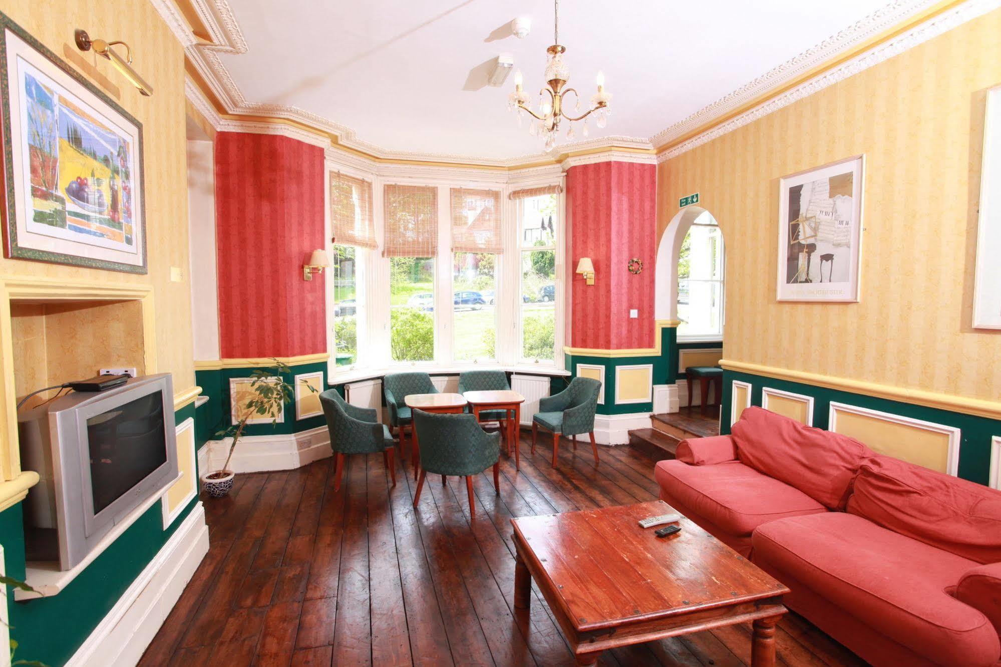 Russell Hotel Роял Тънбридж Уелс Екстериор снимка